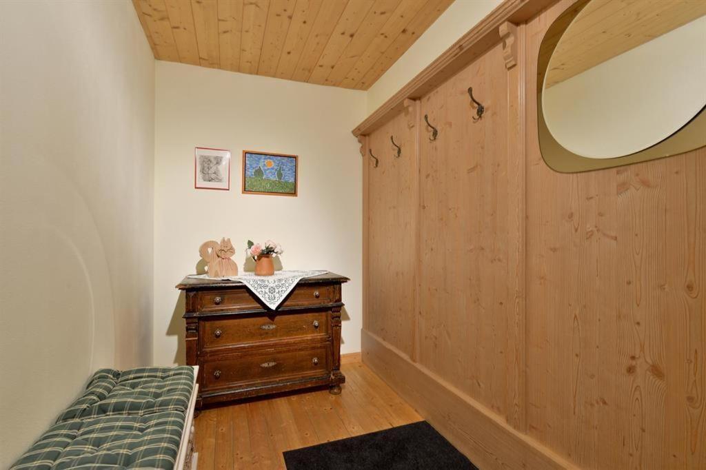 Haus Mueller Eleonore Bed & Breakfast Soll Exterior photo