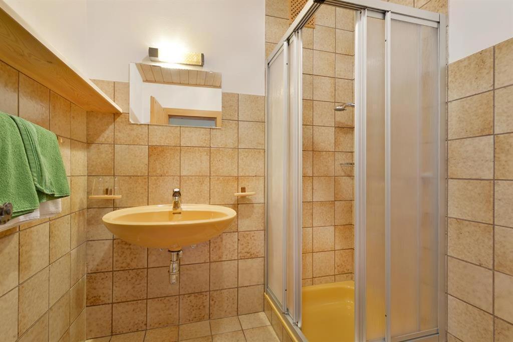 Haus Mueller Eleonore Bed & Breakfast Soll Exterior photo