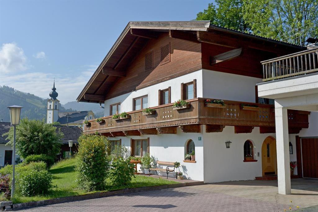 Haus Mueller Eleonore Bed & Breakfast Soll Exterior photo